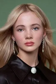 Freya Allan profile