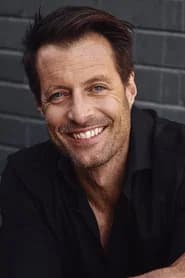Dan Paris profile