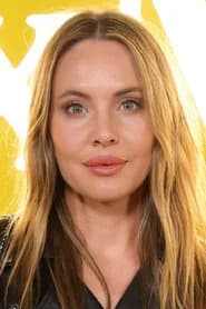 Leah Pipes profile