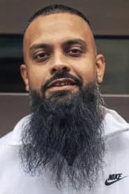 Guz Khan profile