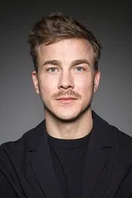 Albrecht Schuch profile