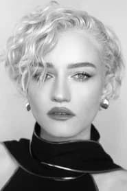 Julia Garner profile
