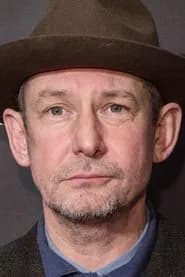 Ian Hart profile