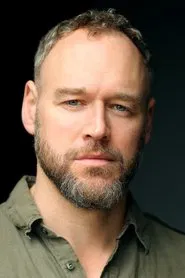 Elliot Cowan profile